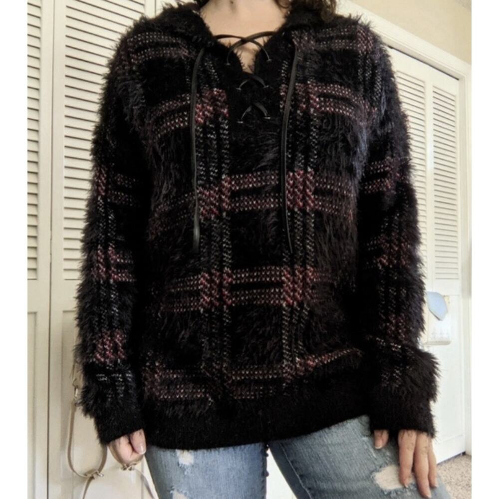 Rock & Republic Fuzzy Lash Plaid Lace Up Pullover Hoodie Sweater Black Red M